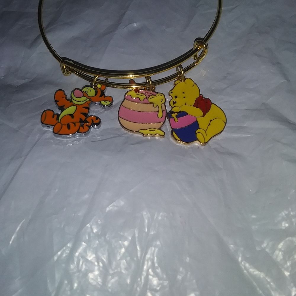 Winnie the pooh and tigger honey pot bracelet - Picture 8 of 9